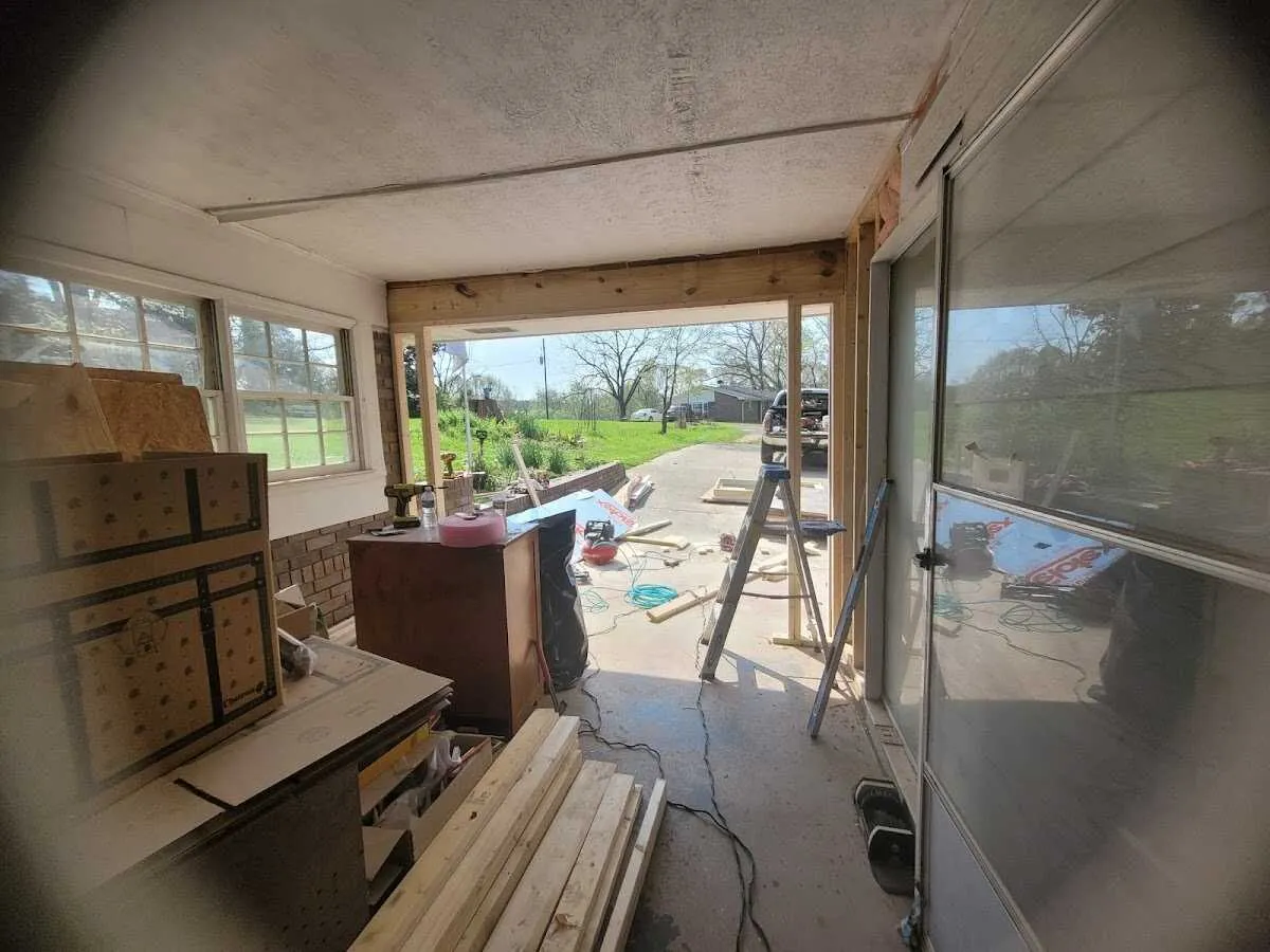 Air movers and dehumidifier for Water Mitigation Services in Aransas Pass